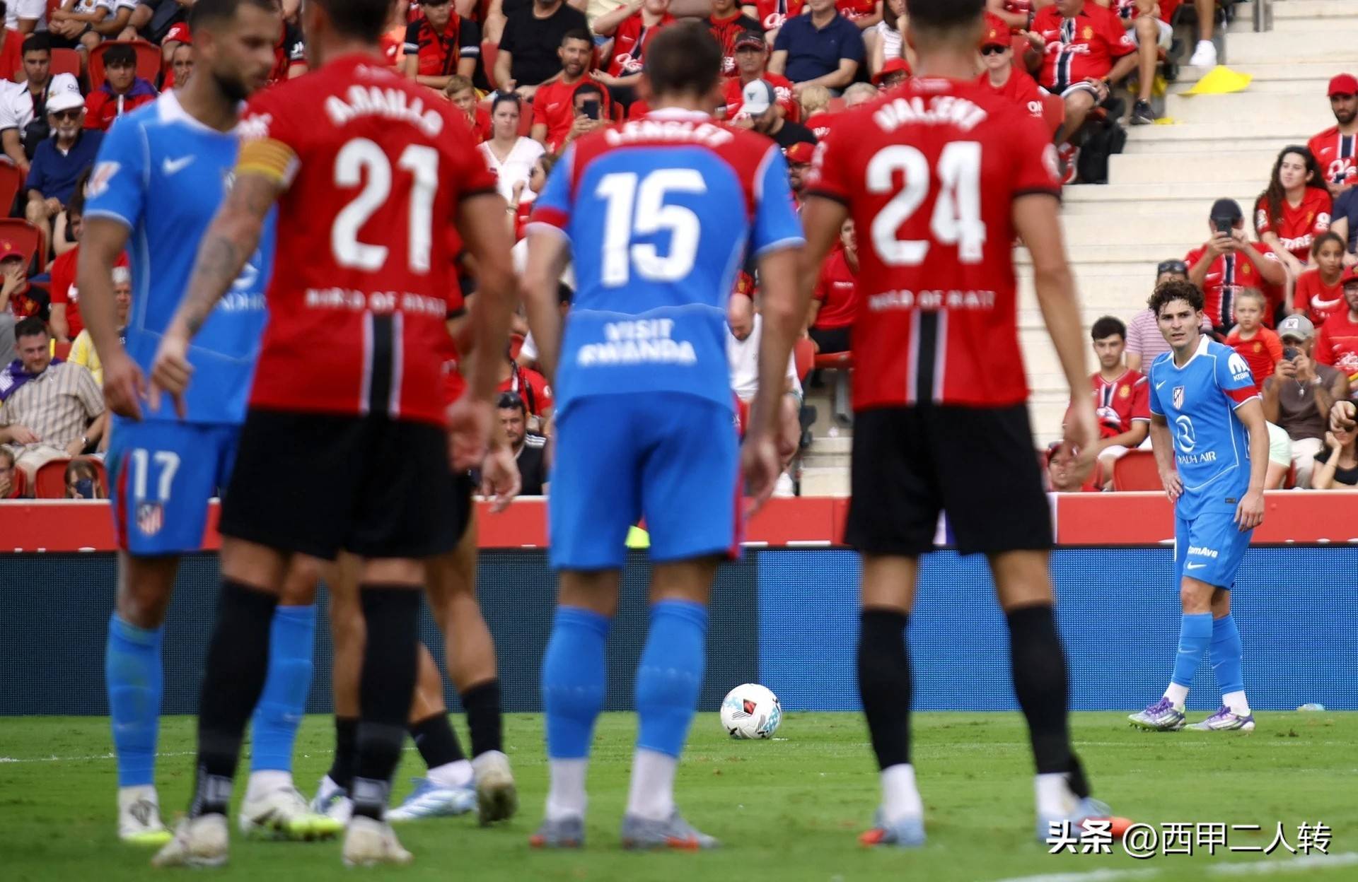 包含关键时刻突围战来临;马德里竞技围绕西甲篮板制胜;话题不断;赛季目标并未改变的词条 包含关键时刻突围战来临;马德里竞技围绕西甲篮板制胜;话题不断;赛季目标并未改变的词条