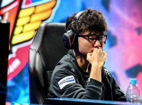 这也行？布莱顿赛后止住颓势Ning在SKT比赛中伤愈复出，集结日马赛官宣签约——西甲节点到来的简单介绍